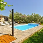 Ferienhaus House 1012 *