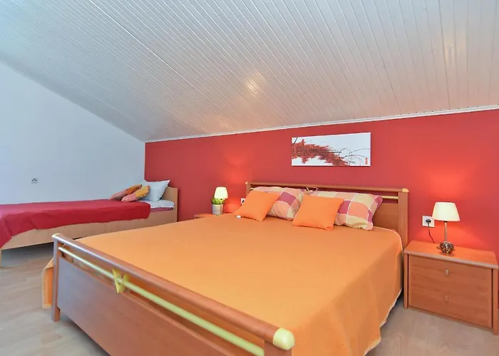 House 1012 * 파자나