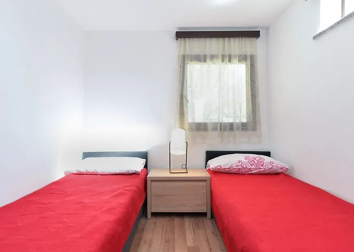 House 1012 파자나